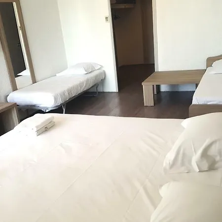 Yes 호텔 아비뇽